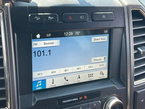 Used 2018 Ford F150 Raptor w/ Equipment Group 802A Luxury image 10