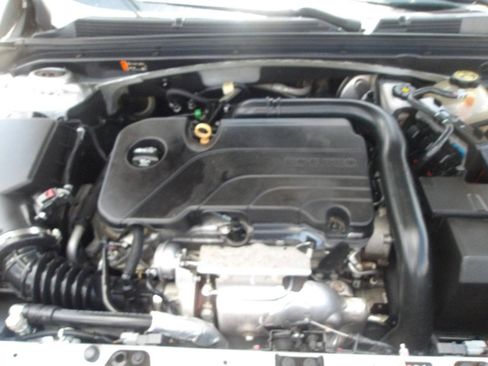 Used 2018 Chevrolet Malibu LS FWD image 28