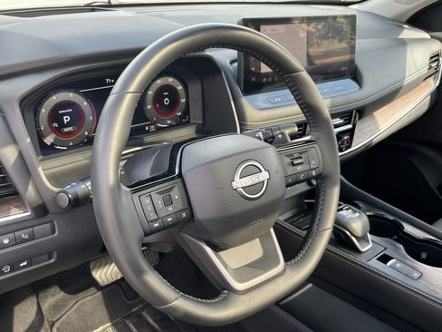 Used 2026 Nissan Rogue Platinum w/ Platinum Premium Package AWD/4WD image 21
