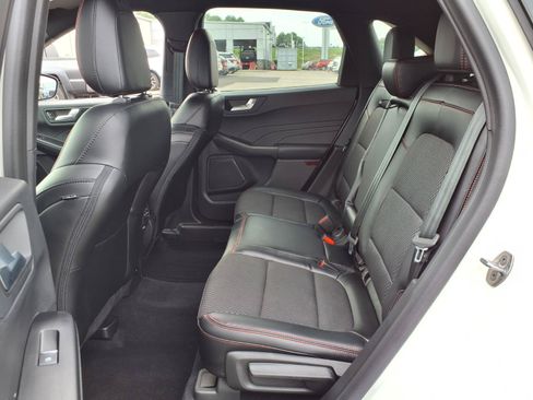 Used 2023 Ford Escape ST-Line Elite AWD/4WD image 9