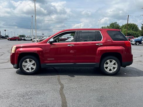 Used 2013 GMC Terrain SLE w/ LPO, Chrome Package FWD image 4