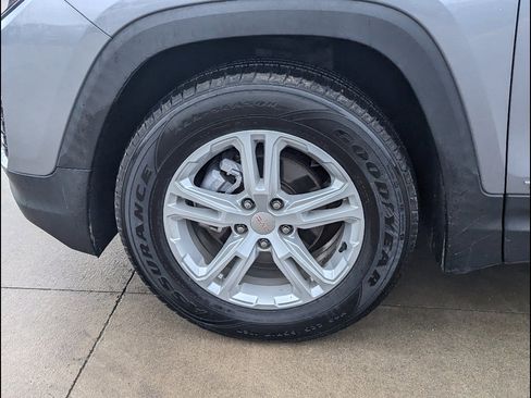 Used 2021 GMC Terrain SLE w/ Driver Convenience Package image 15