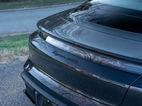 Certified 2024 Porsche Taycan GTS image 15