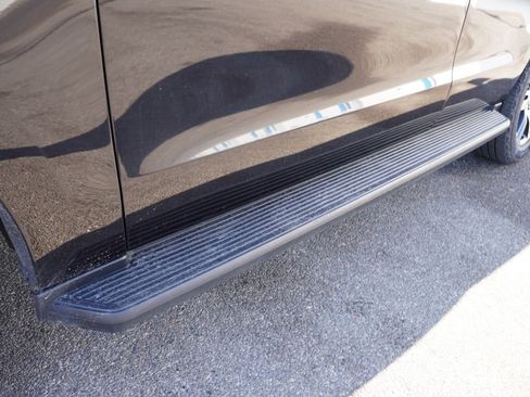 Certified 2024 Ford Expedition Limited image 16