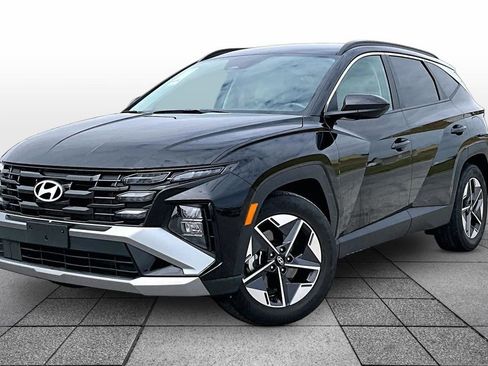 Used 2025 Hyundai Tucson SEL FWD image 1