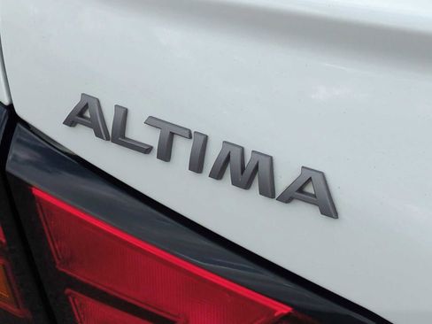 Used 2024 Nissan Altima 2.5 SR image 30