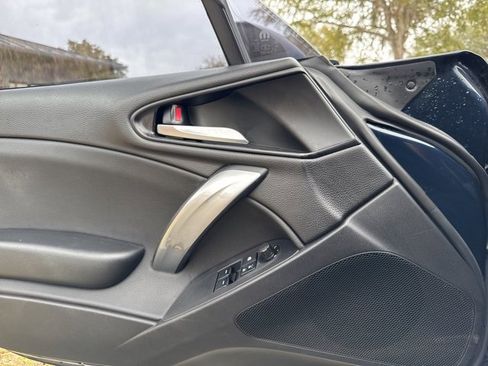 Used 2018 FIAT 124 Spider Classica w/ Technology Group image 21