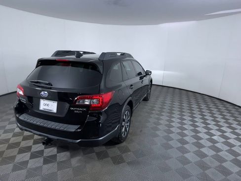 Used 2017 Subaru Outback 3.6R Limited image 8