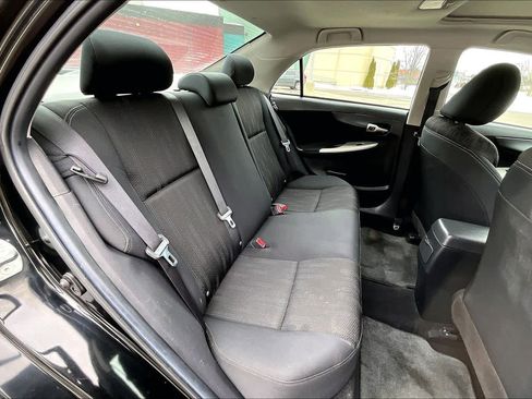 Used 2012 Toyota Corolla S image 20