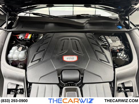 Used 2023 Porsche Cayenne Turbo GT image 91