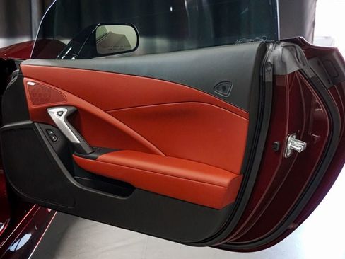 Used 2019 Chevrolet Corvette Z06 RWD image 39