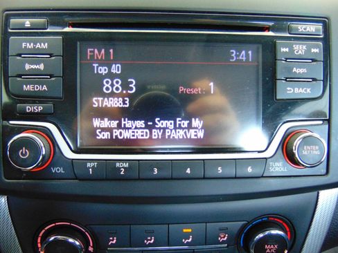 Used 2015 Nissan Sentra SR image 14