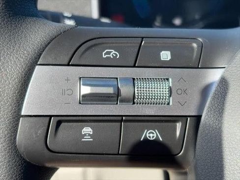 Certified 2026 Hyundai Tucson SE FWD image 12
