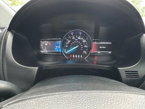Used 2018 Ford Explorer XLT w/ Equipment Group 202A AWD/4WD image 20
