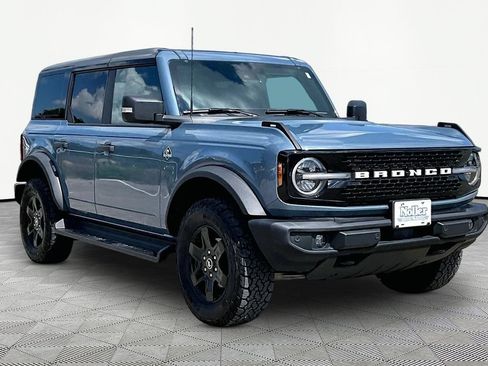 Certified 2025 Ford Bronco Outer Banks AWD/4WD image 12