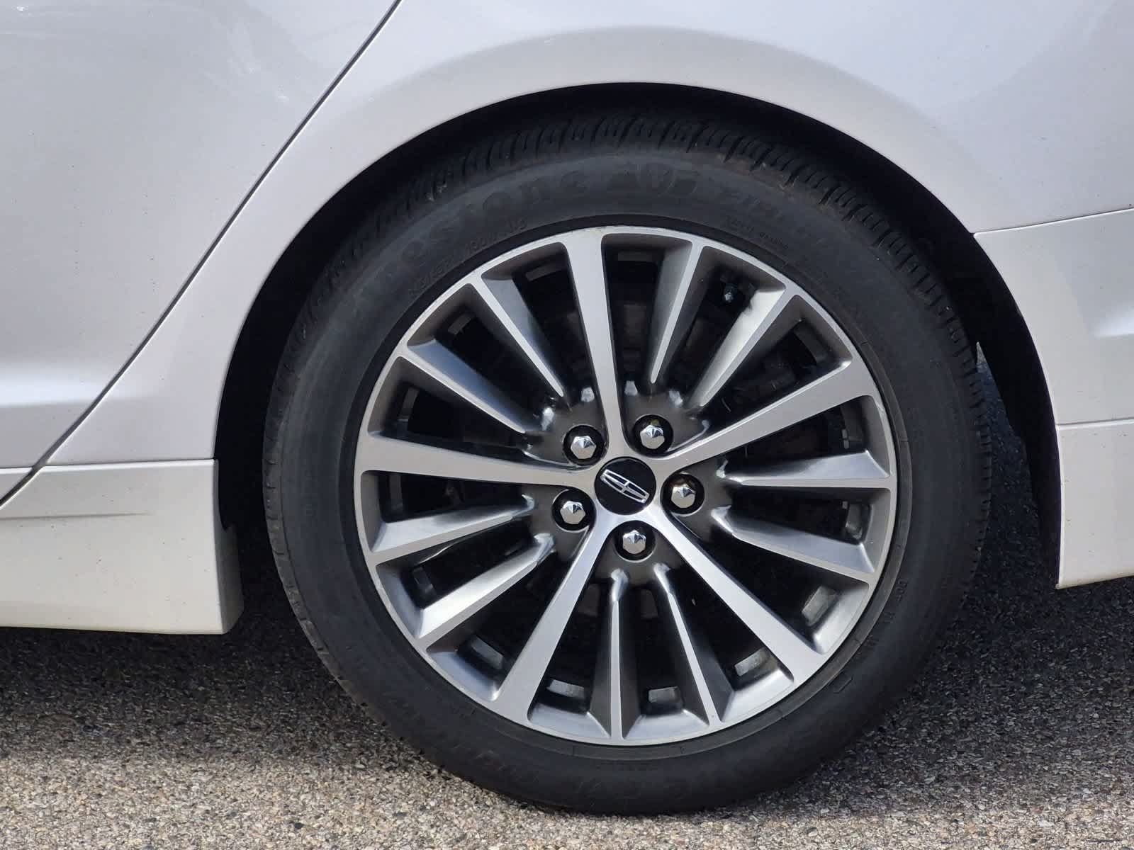 Used 2017 Lincoln MKZ Select FWD image 14