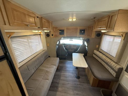 Used 2004 Chevrolet Express 3500 w/ RV Package. Upfitter Option RWD image 41