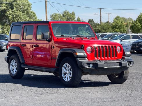 Used 2023 Jeep Wrangler Unlimited Sport AWD/4WD image 3