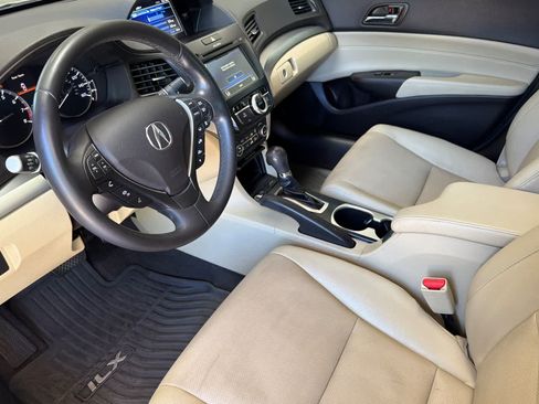Used 2016 Acura ILX FWD image 11