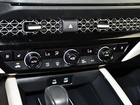 Certified 2023 Honda Accord Touring image 28