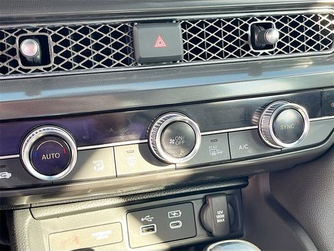 Used 2024 Acura Integra A-Spec image 16