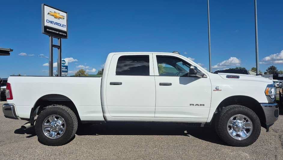 Used 2021 RAM 2500 Tradesman w/ Chrome Appearance Group AWD/4WD image 2