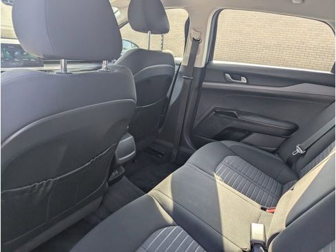 Used 2025 Kia K5 LXS FWD image 9