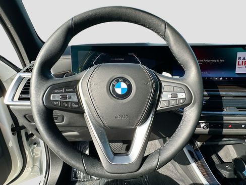 Used 2025 BMW X5 xDrive40i w/ Climate Comfort Package AWD/4WD image 11