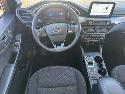 Used 2024 Ford Escape Active AWD/4WD image 15