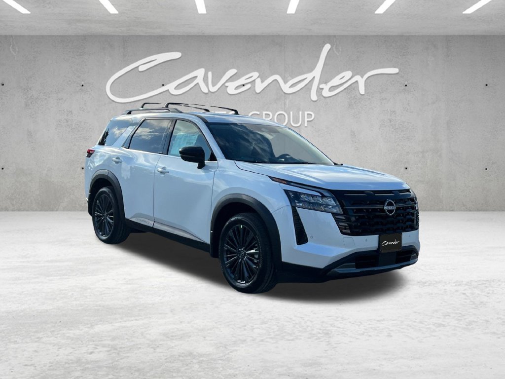 New 2026 Nissan Pathfinder SL FWD image 2