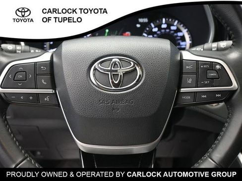 Used 2023 Toyota Highlander XSE AWD/4WD image 22