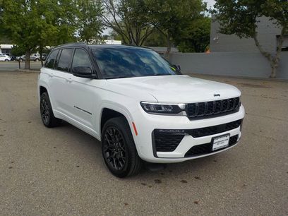 New 2026 Jeep Grand Cherokee Summit