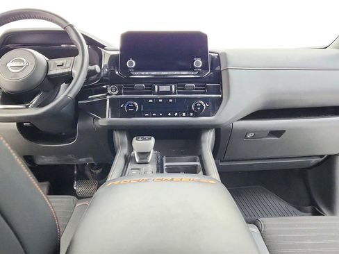 Used 2024 Nissan Pathfinder Rock Creek AWD/4WD image 12