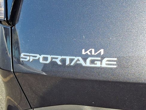 Used 2023 Kia Sportage X-Line w/ X-Line Premium Package AWD/4WD image 34