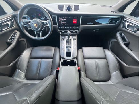 Used 2019 Porsche Macan AWD/4WD image 2