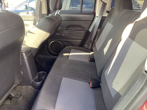 Used 2017 Jeep Patriot Sport FWD image 6