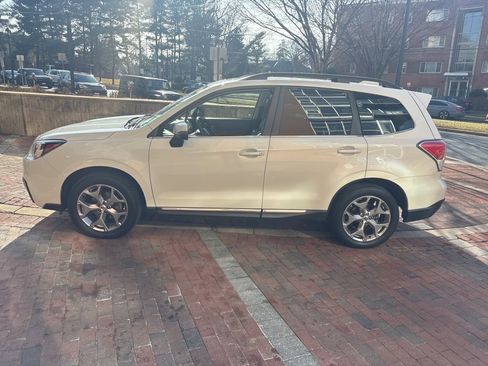 Used 2017 Subaru Forester 2.5i Touring image 6