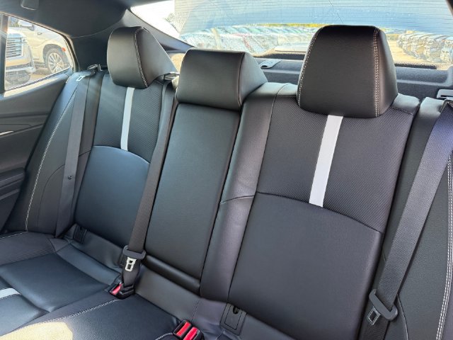 Used 2025 Toyota Camry SE FWD image 27