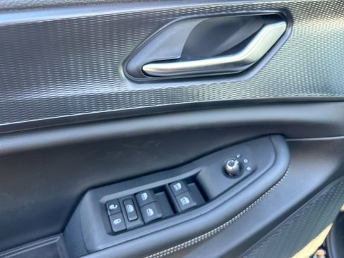 New 2025 Jeep Grand Cherokee L Laredo w/ Luxury Tech Group I image 13