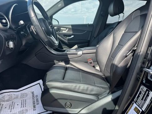 Used 2022 Mercedes-Benz GLC 300 4MATIC image 9
