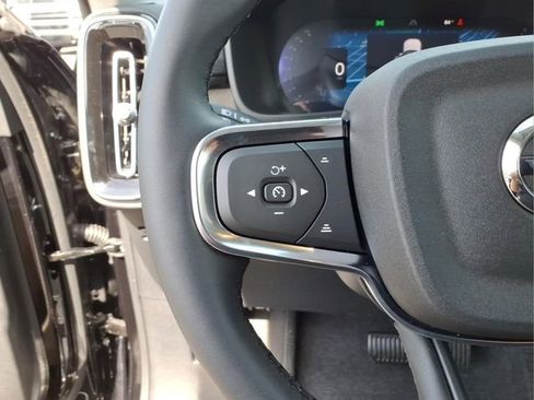 New 2026 Volvo XC40 B5 Core w/ Protection Package Premier AWD/4WD image 20