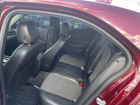 Used 2015 Chevrolet Malibu LT w/ Power Convenience Package image 7