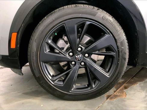 Used 2025 Buick Envision Sport Touring AWD/4WD image 9