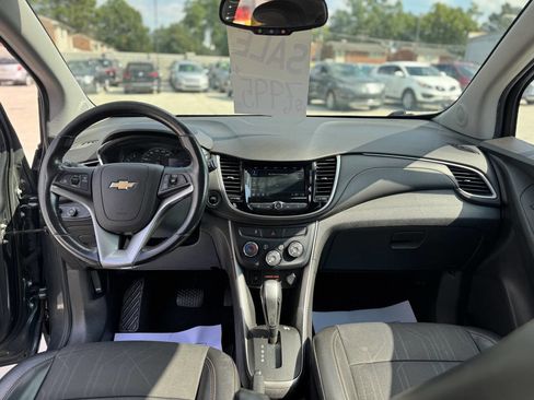 Used 2018 Chevrolet Trax LT w/ Driver Confidence Package image 15