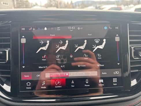 Used 2025 Dodge Durango R/T image 20