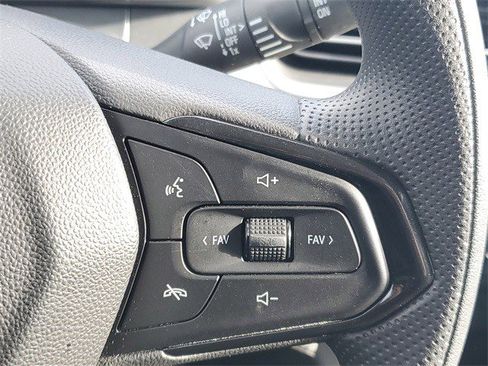 Certified 2024 Chevrolet Trax LS w/ LS Convenience Package image 17