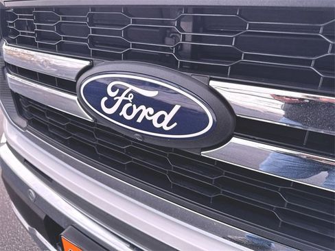 Used 2024 Ford F150 Lariat w/ Tow/Haul Package image 32