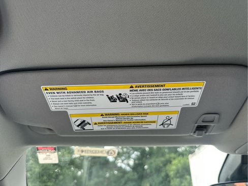 Certified 2023 Chevrolet Equinox LS w/ LS Convenience Package image 41