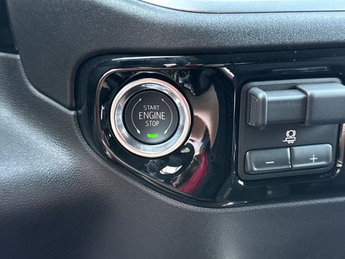 New 2026 GMC Sierra 1500 SLT AWD/4WD image 26