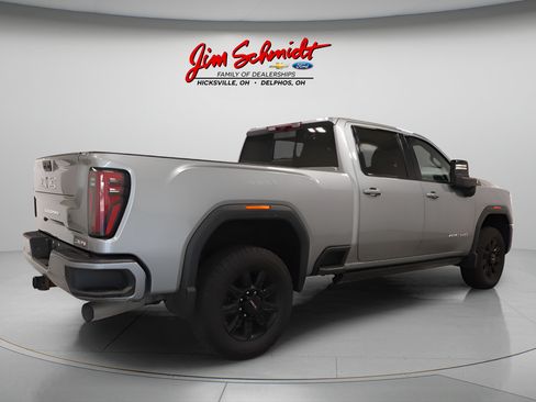 Used 2024 GMC Sierra 2500 AT4 w/ AT4 Premium Plus Package AWD/4WD image 6